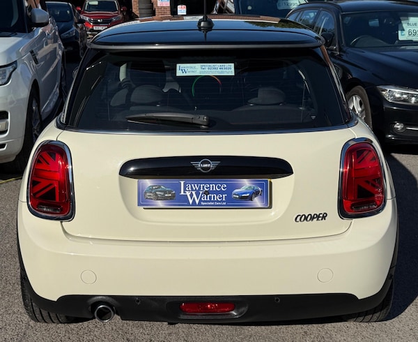 Used MINI Hatch 2018 for sale - 76123111: Photo 8