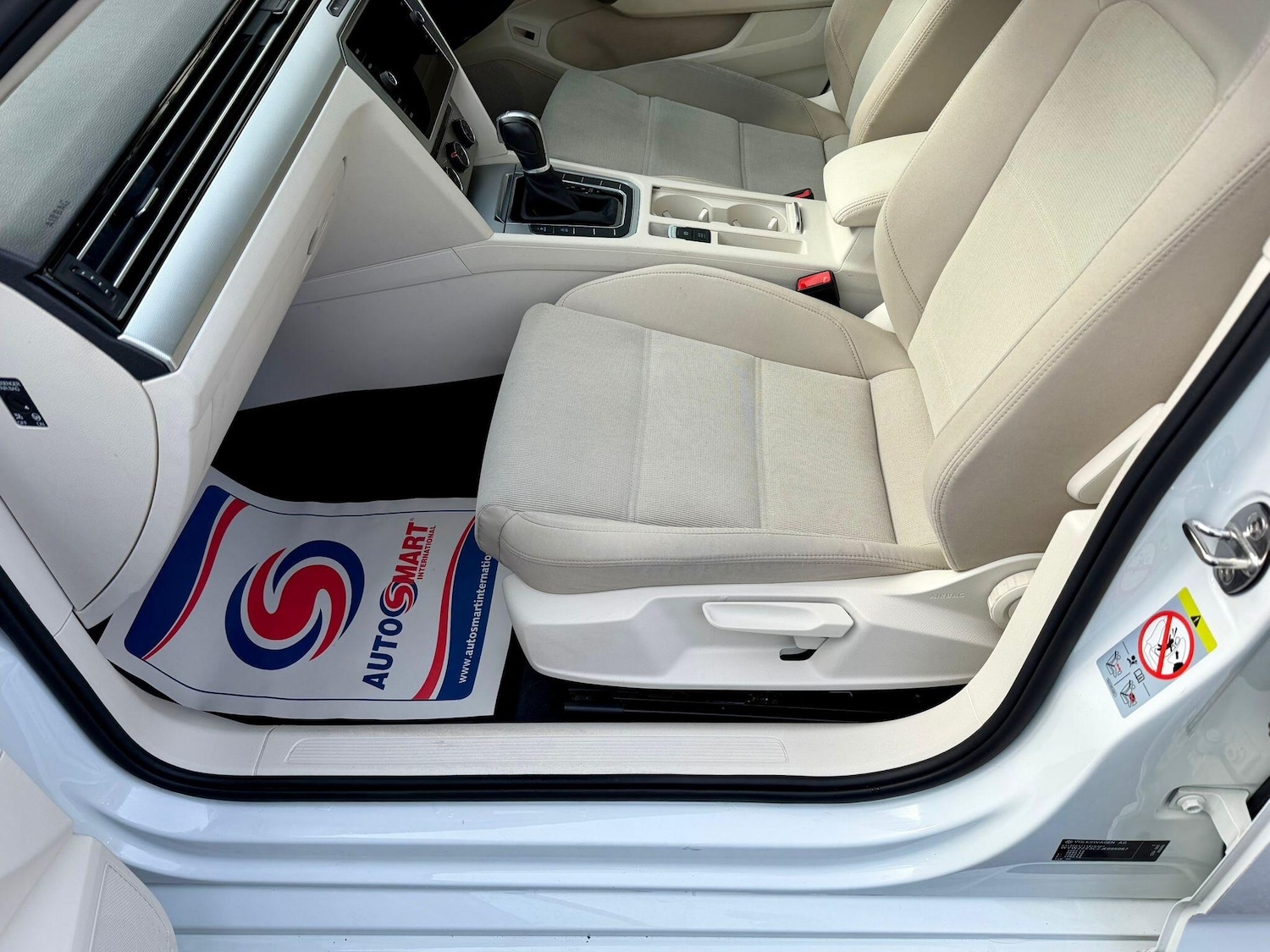 Used Volkswagen Passat 2017 for sale - 77768313: Photo 12