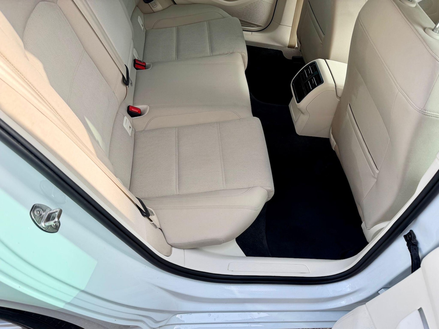 Used Volkswagen Passat 2017 for sale - 77768313: Photo 13