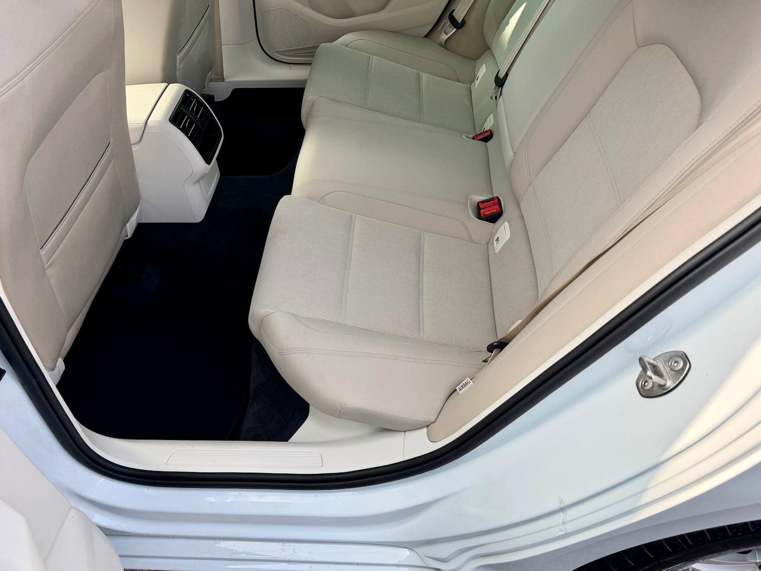 Used Volkswagen Passat 2017 for sale - 77768313: Photo 14