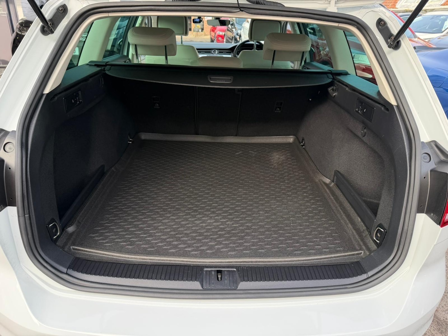 Used Volkswagen Passat 2017 for sale - 77768313: Photo 29