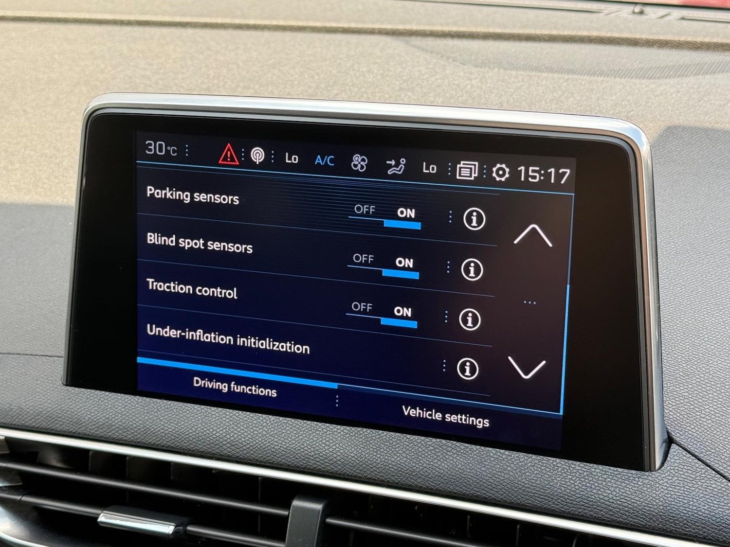 Used Peugeot 3008 2018 for sale - 76573464: Photo 23