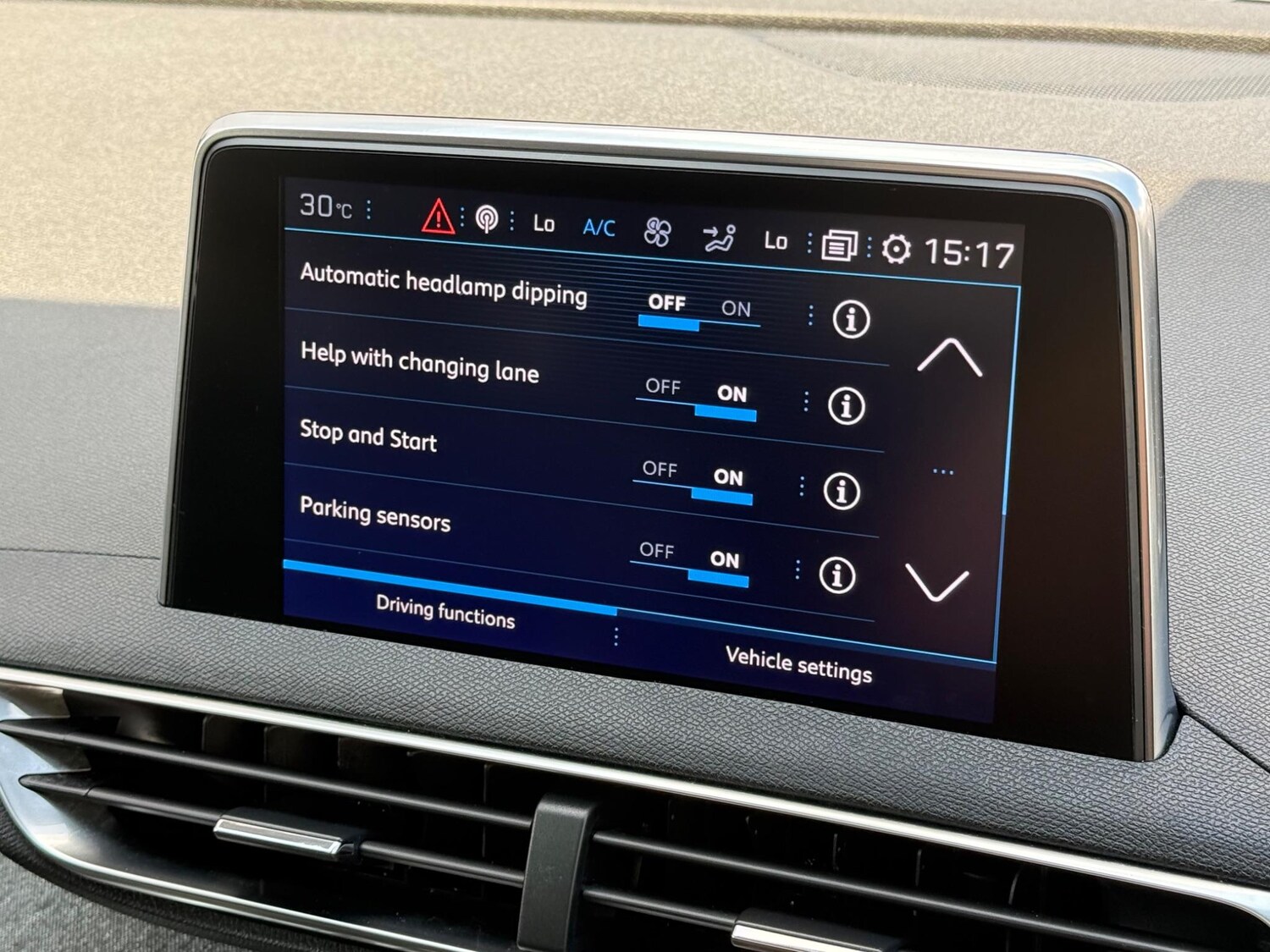 Used Peugeot 3008 2018 for sale - 76573464: Photo 24