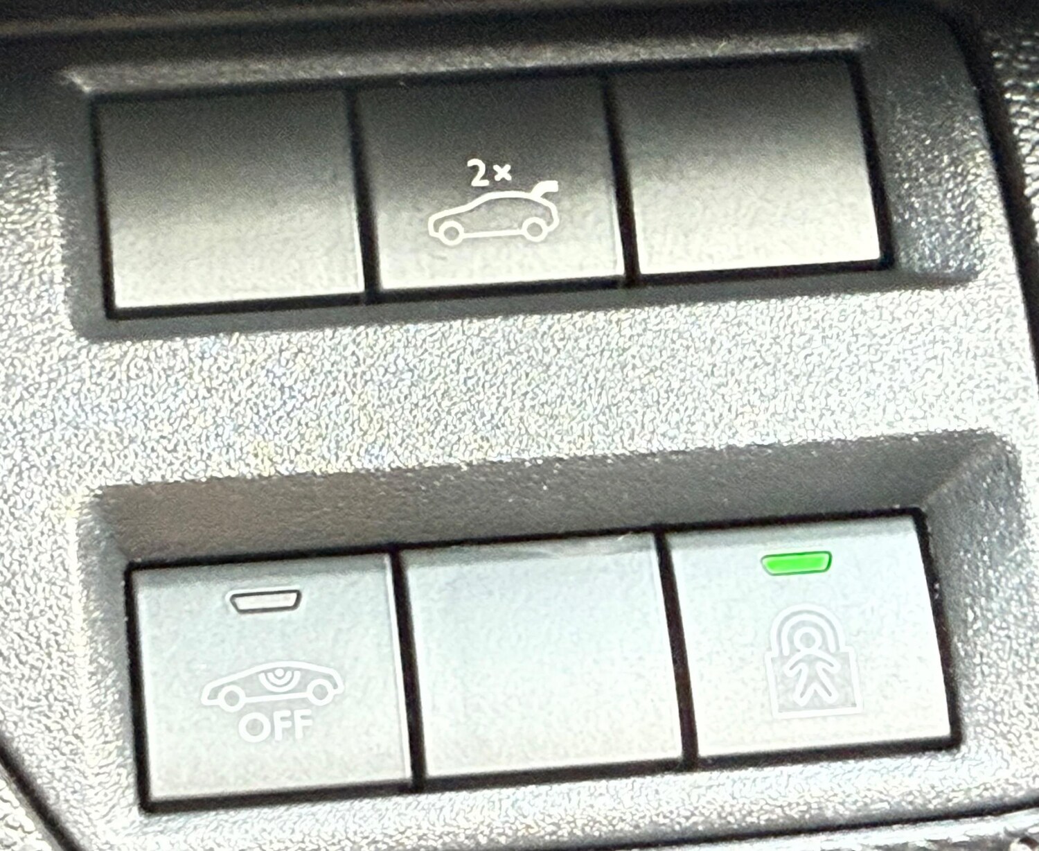 Used Peugeot 3008 2018 for sale - 76573464: Photo 31