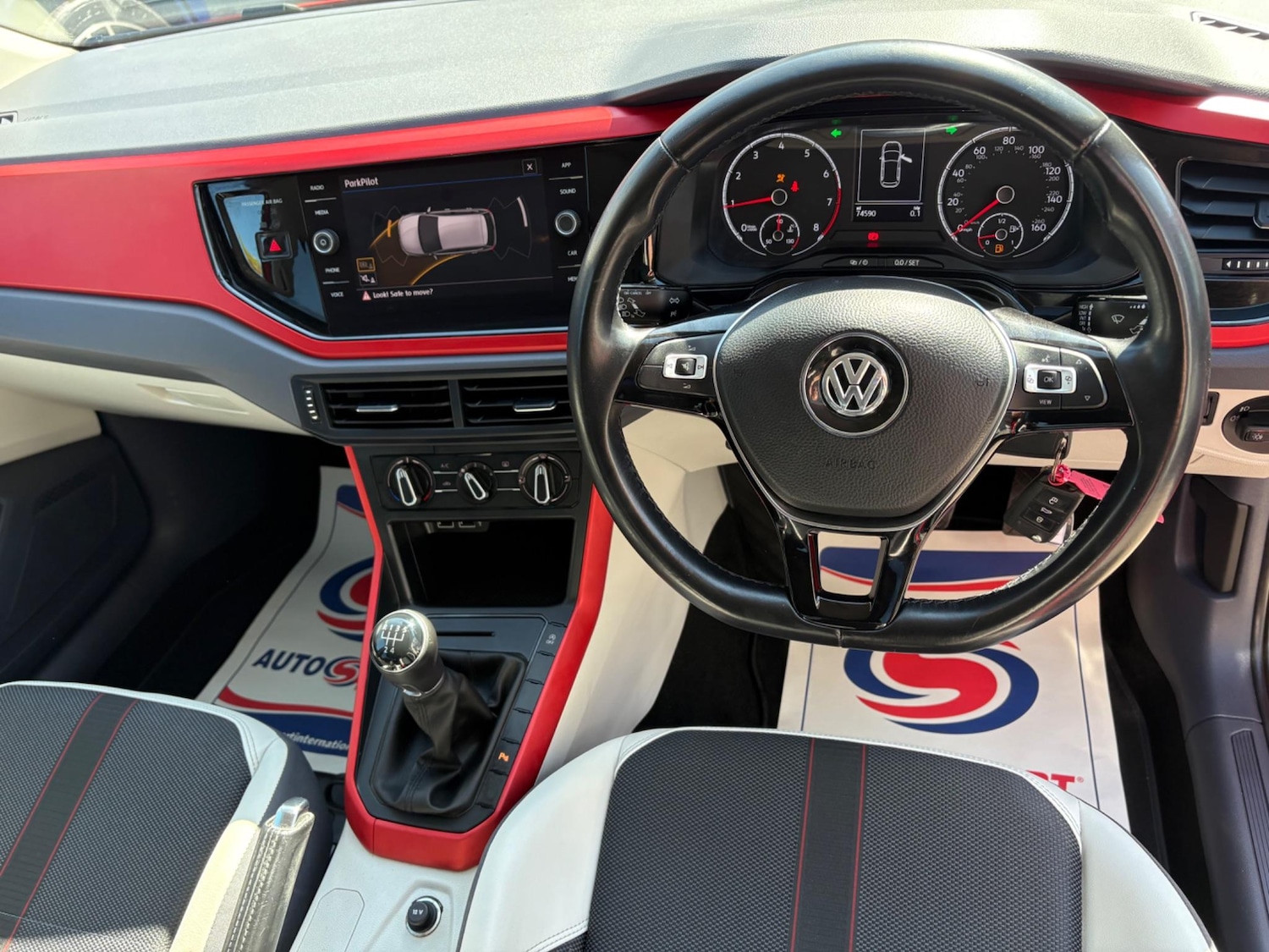 Used Volkswagen Polo 2019 for sale - 76573394: Photo 15