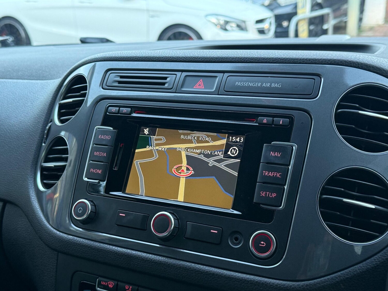 Used Volkswagen Tiguan 2015 for sale - 77091035: Photo 3