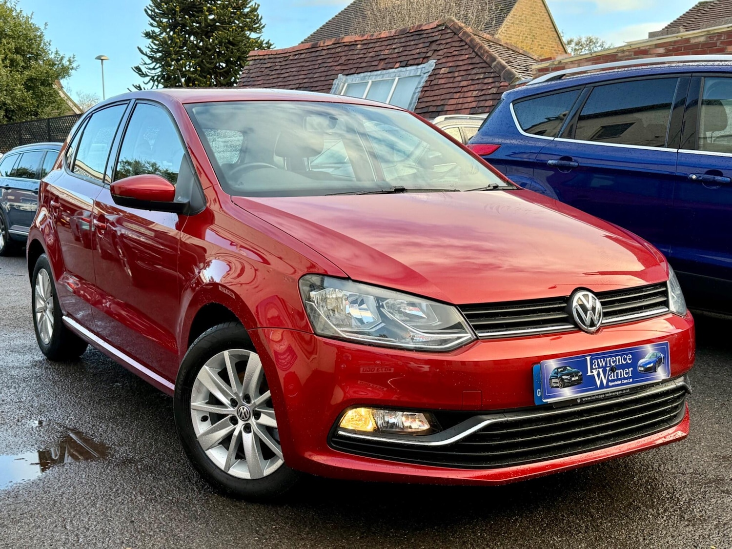 Used Volkswagen Polo 2015 for sale - 76742467: Photo 2
