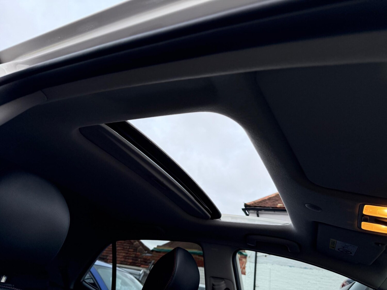 Used Kia Picanto 2018 for sale - 76765395: Photo 33