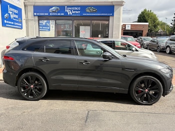 Used Jaguar F-Pace 2016 for sale - 79349332: Photo