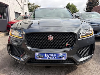 Used Jaguar F-Pace 2016 for sale - 79349332: Photo