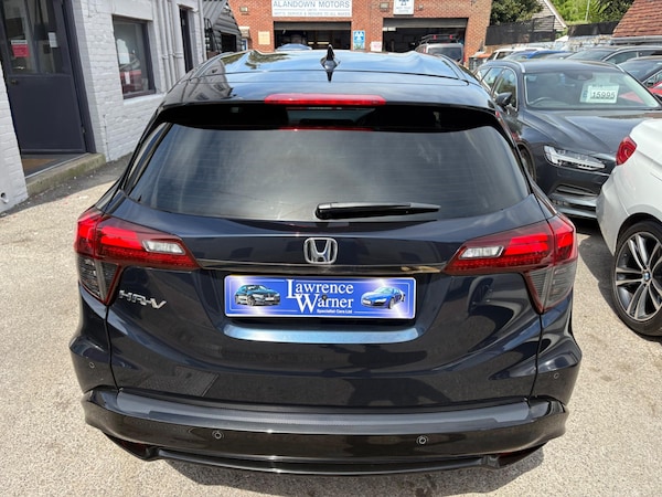 Used Honda HR-V for sale - 74901484: Photo 11
