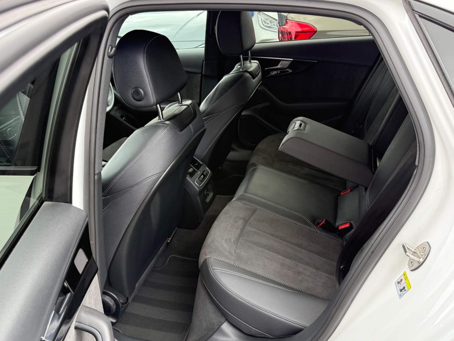 Used Audi A4 2021 for sale - 76573578: Photo 14