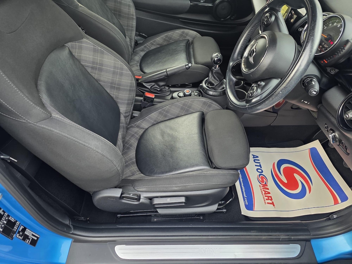 Used MINI Convertible 2016 for sale - 76573197: Photo 12