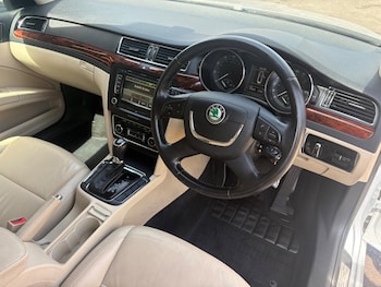 Used Skoda Superb 2013 for sale - 79453048: Photo