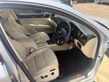Used Skoda Superb 2013 for sale - 79453048: Photo