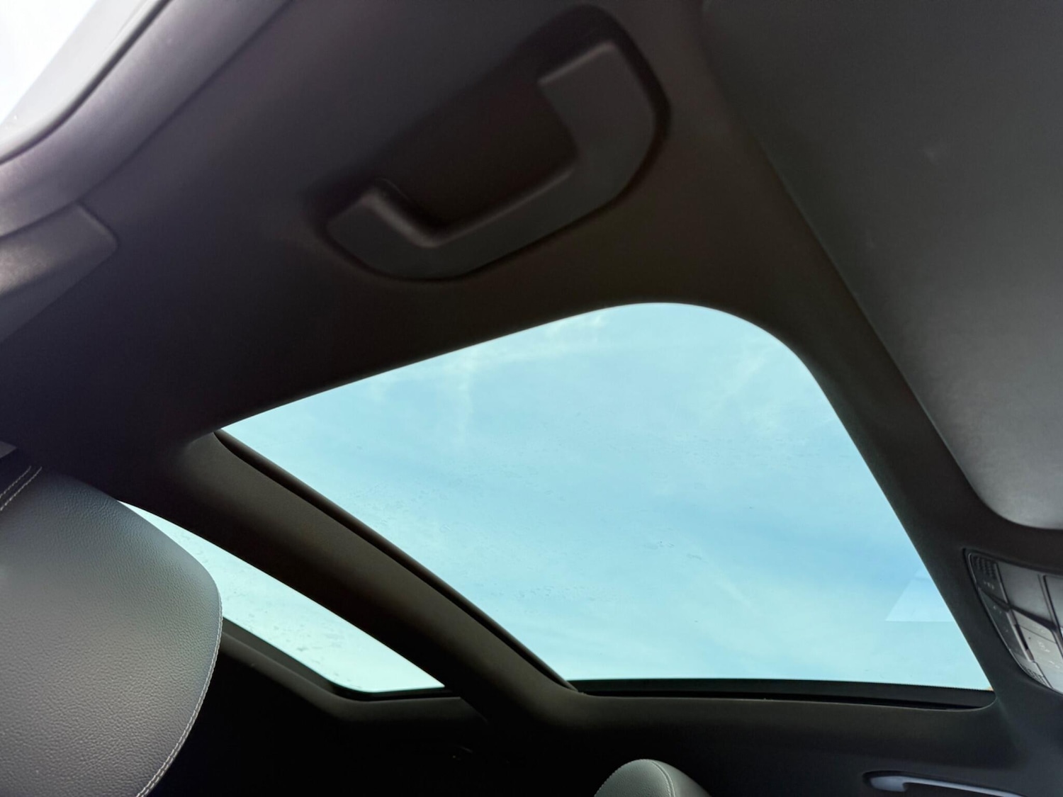 Used Mercedes-Benz GLC for sale - 76573636: Photo 17