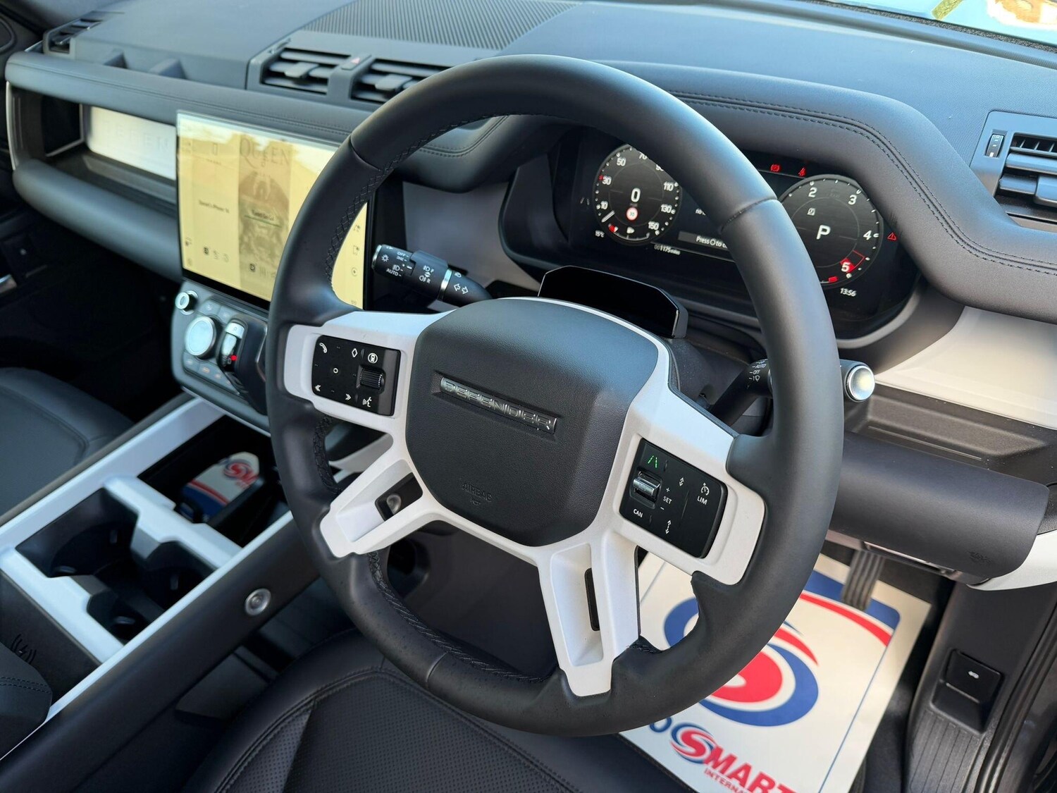 Used Land Rover Defender 2026 for sale - 77924825: Photo 32