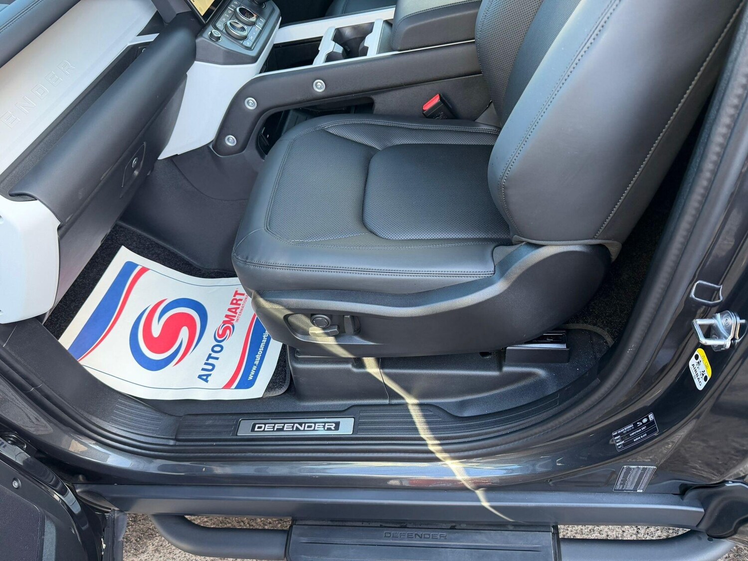 Used Land Rover Defender 2026 for sale - 77924825: Photo 33