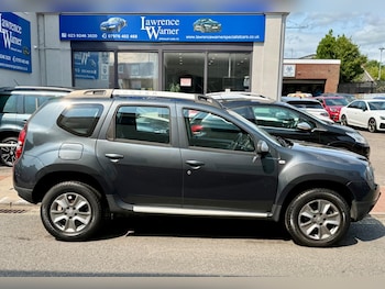 (66) - 1.2 TCe Laureate SUV 5dr Petrol Manual 4WD Euro 6 (s/s) (125 ps)