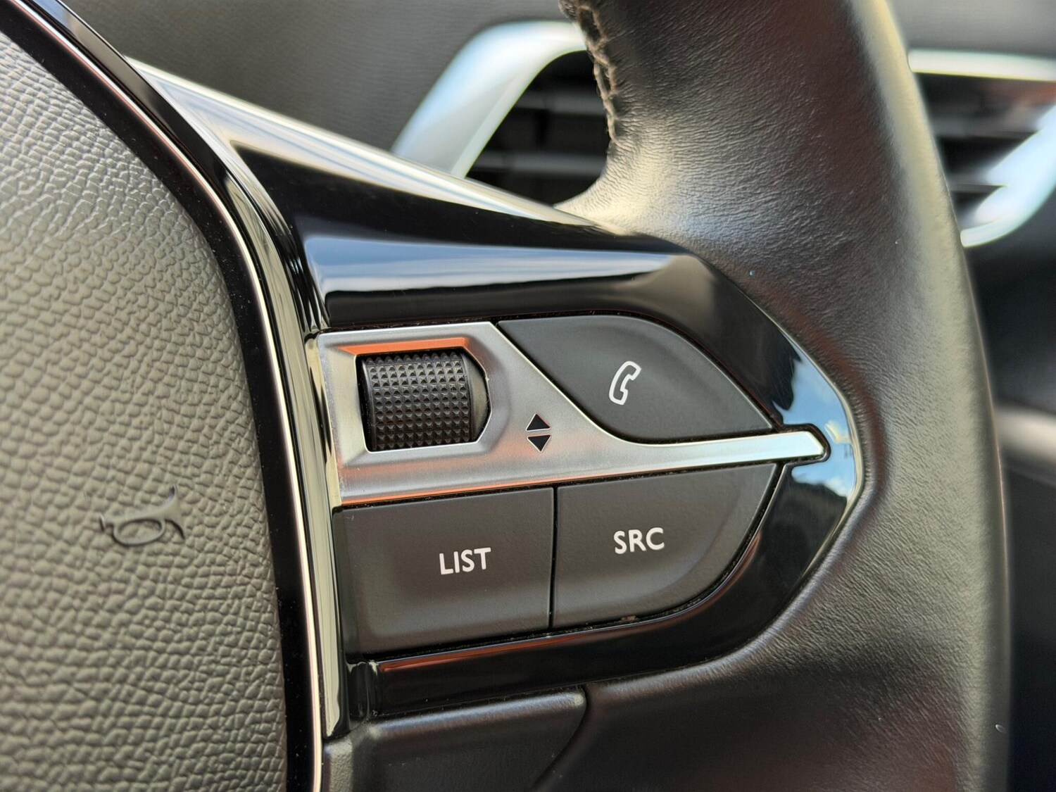 Used Peugeot 3008 2022 for sale - 77155554: Photo 25