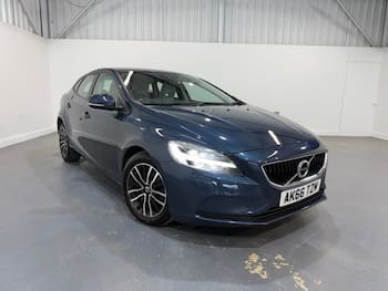 Used Volvo V40 2016 for sale - 79722899: Photo