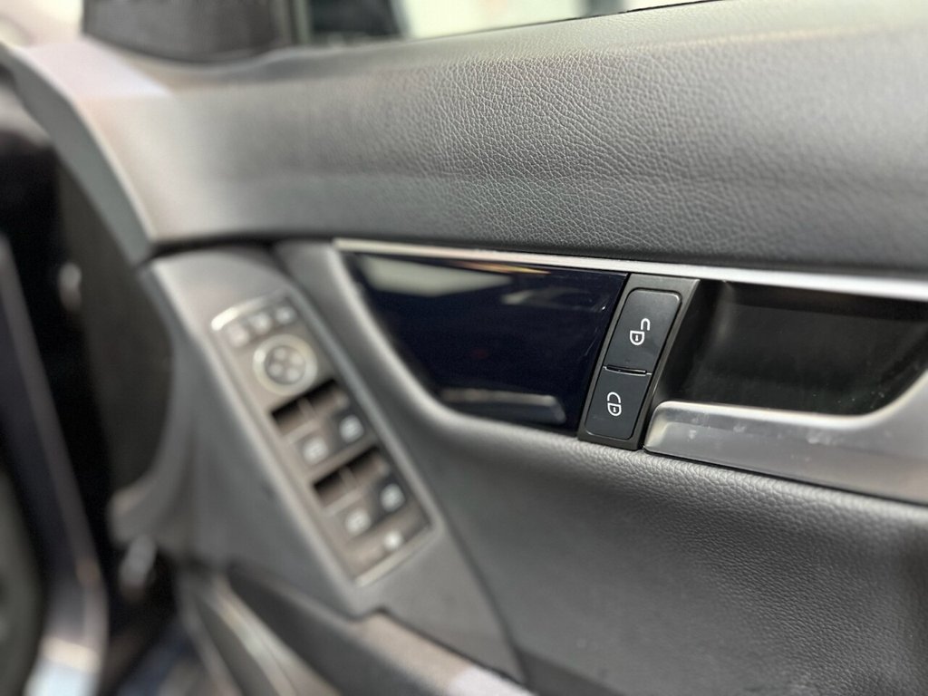 Used Mercedes-Benz C Class 2013 for sale - 76632130: Photo 23