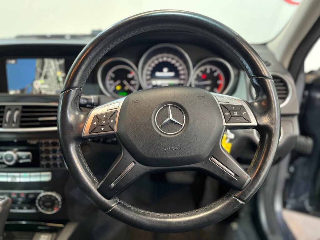 Used Mercedes-Benz C Class 2013 for sale - 76632130: Photo 27