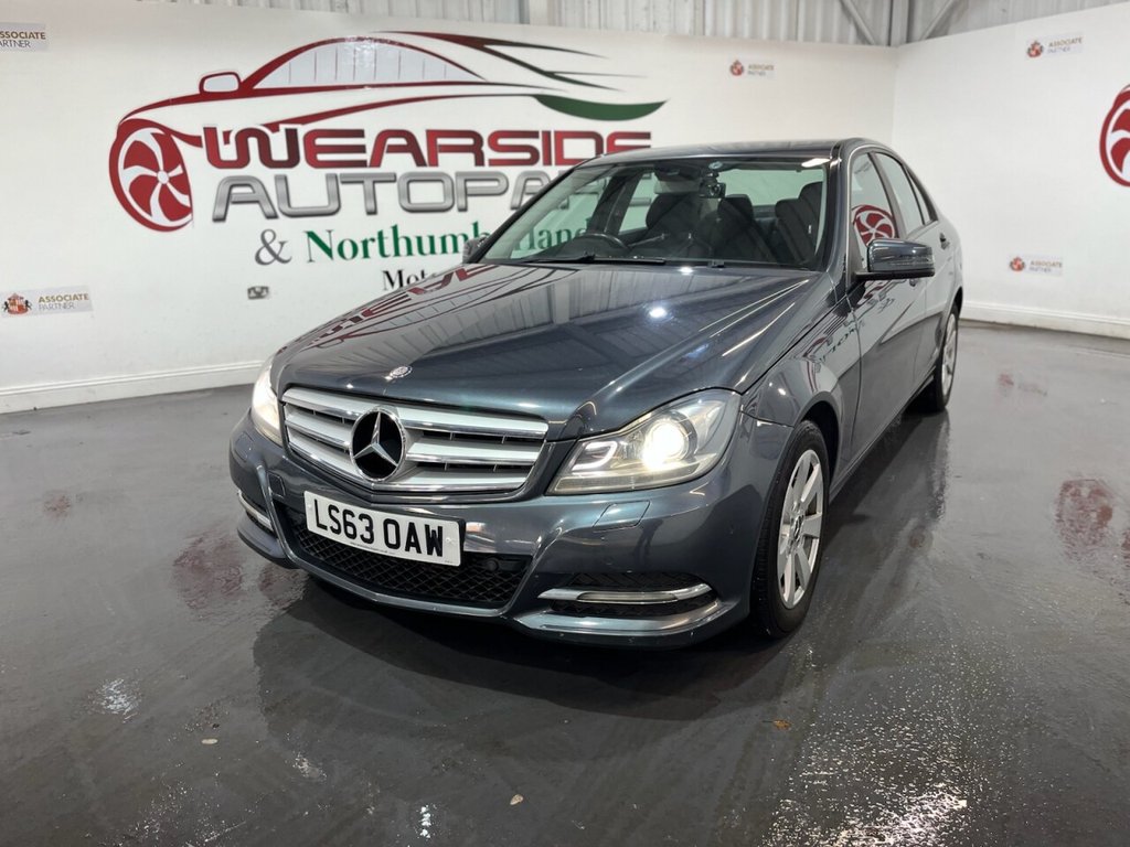 Used Mercedes-Benz C Class 2013 for sale - 76632130: Photo 3