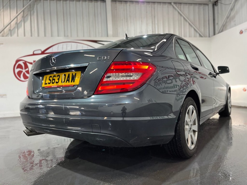Used Mercedes-Benz C Class 2013 for sale - 76632130: Photo 39