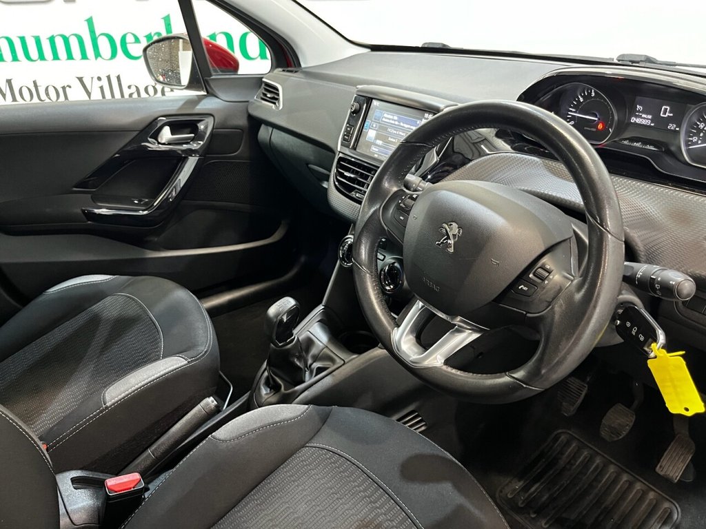 Used Peugeot 208 2016 for sale - 76210595: Photo 11