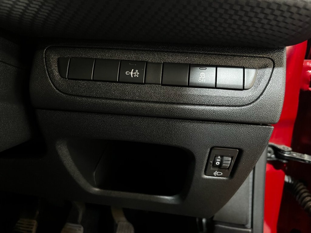 Used Peugeot 208 2016 for sale - 76210595: Photo 18