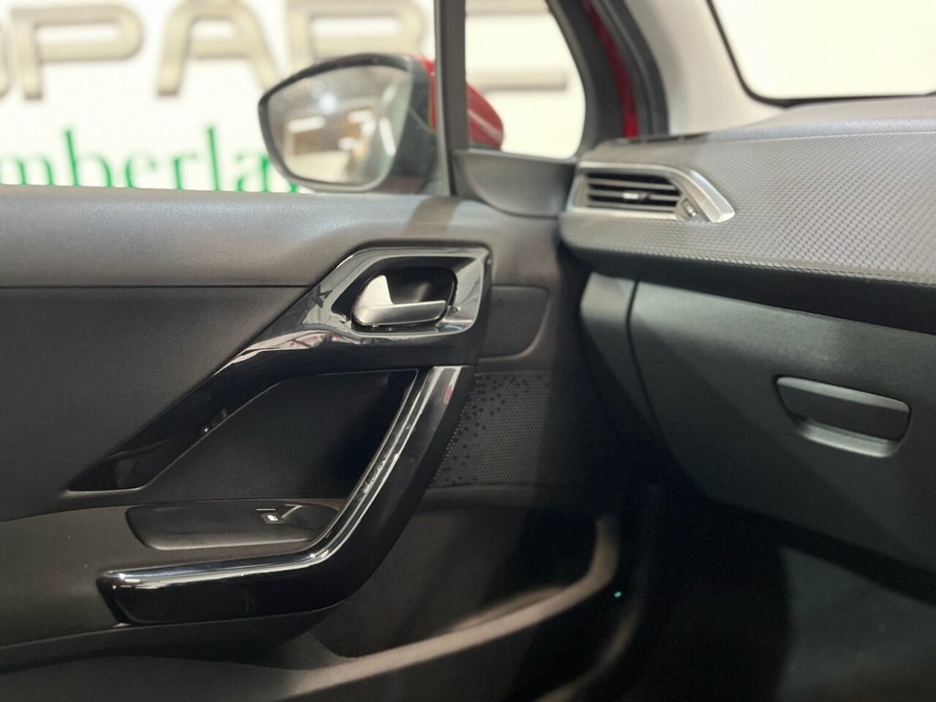 Used Peugeot 208 2016 for sale - 76210595: Photo 24