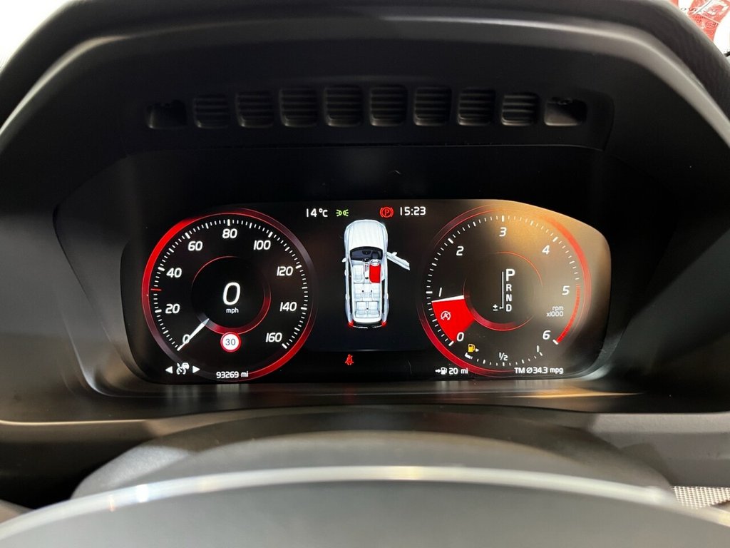 Used Volvo XC90 2017 for sale - 76417215: Photo 10