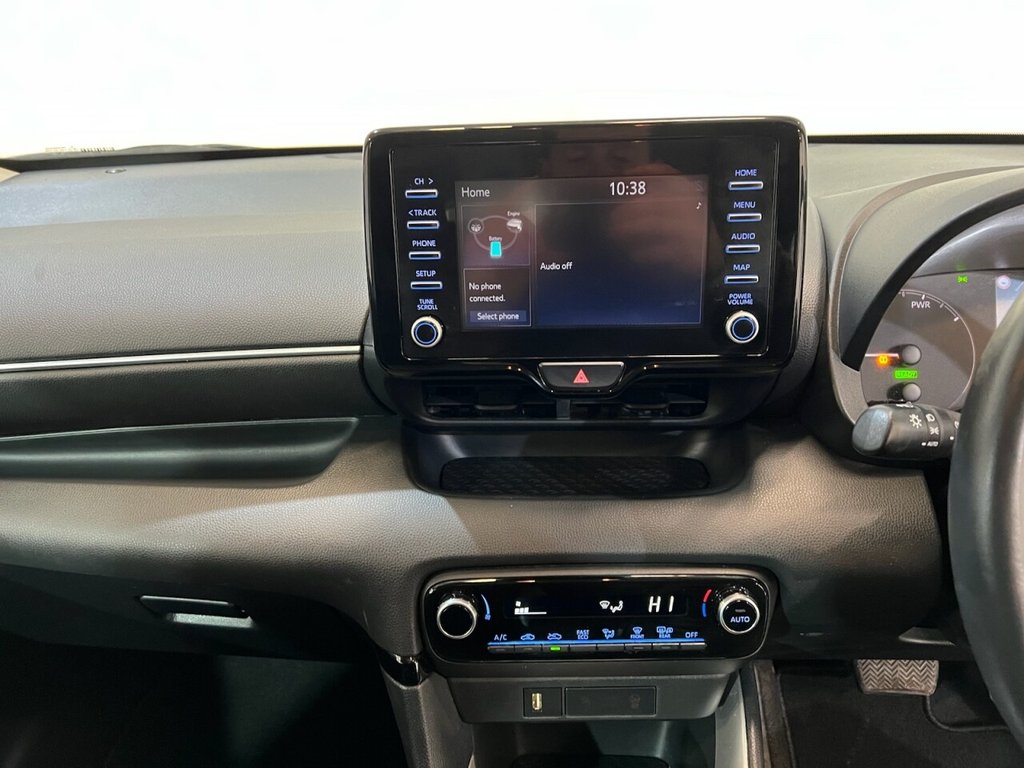 Used Toyota Yaris 2024 for sale - 77026818: Photo 14