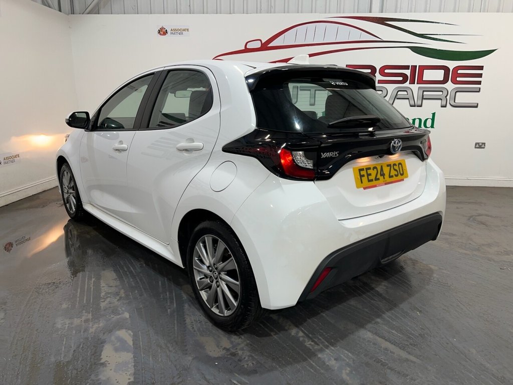 Used Toyota Yaris 2024 for sale - 77026818: Photo 21