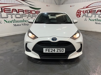 Used Toyota Yaris 2024 for sale - 77026818: Photo
