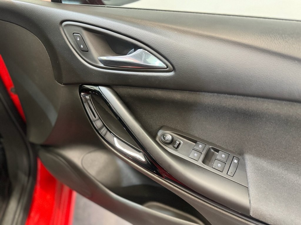 Used Vauxhall Astra 2019 for sale - 76395944: Photo 5