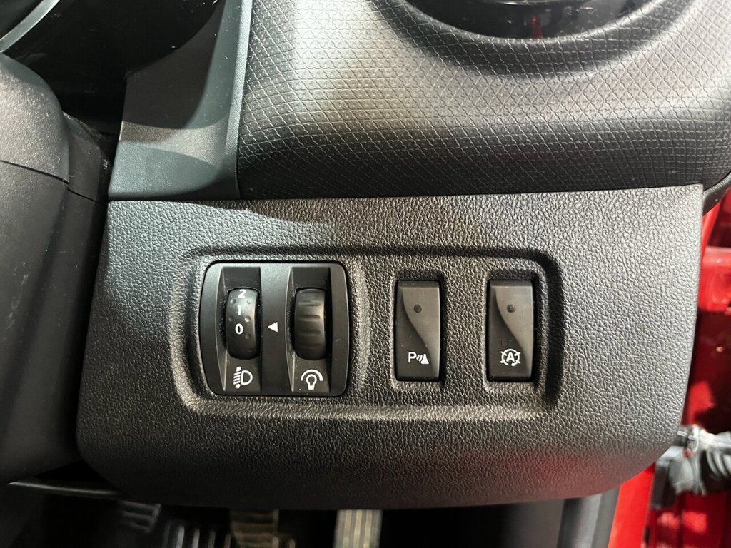 Used Renault Clio 2016 for sale - 78181110: Photo 15