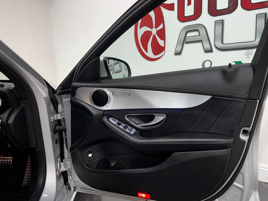 Used Mercedes-Benz C Class 2018 for sale - 76185052: Photo 4