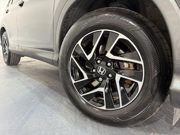Used Honda CR-V 2017 for sale - 79345298: Photo