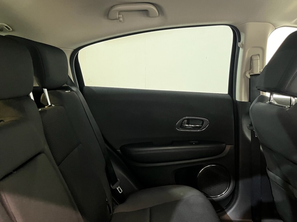 Used Honda HR-V 2018 for sale - 77798189: Photo 16