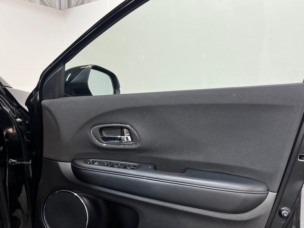 Used Honda HR-V 2018 for sale - 77798189: Photo 19