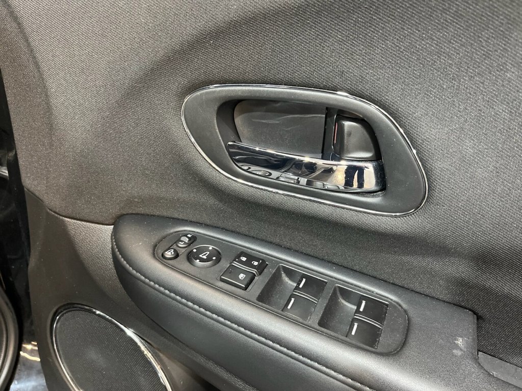 Used Honda HR-V 2018 for sale - 77798189: Photo 20