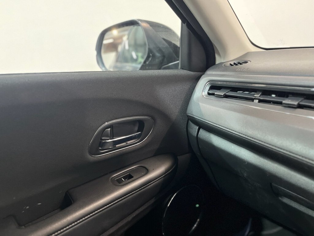 Used Honda HR-V 2018 for sale - 77798189: Photo 28