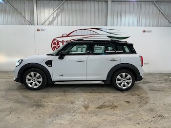 Used MINI Countryman 2018 for sale - 75397122: Photo