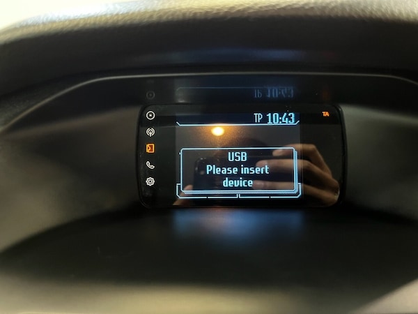 Used Ford Focus 2013 for sale - 75676045: Photo 12