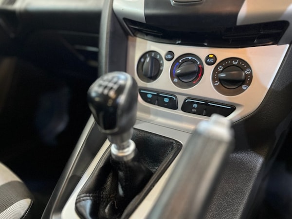 Used Ford Focus 2013 for sale - 75676045: Photo 8