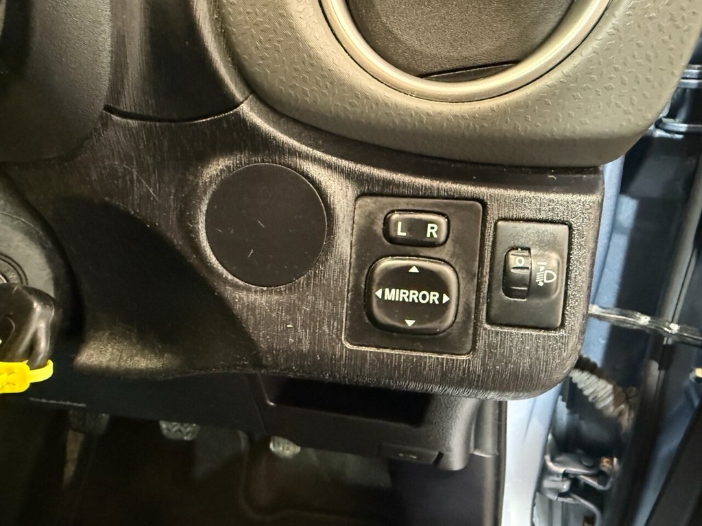 Used Toyota Yaris 2014 for sale - 76210800: Photo 13