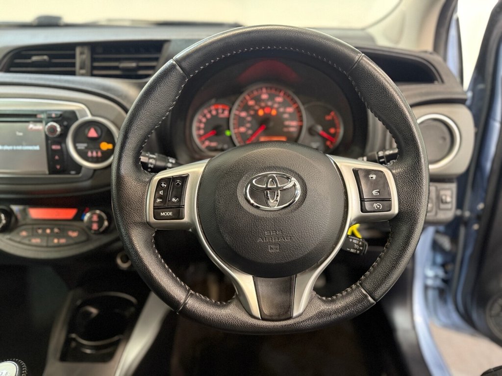 Used Toyota Yaris 2014 for sale - 76210800: Photo 15