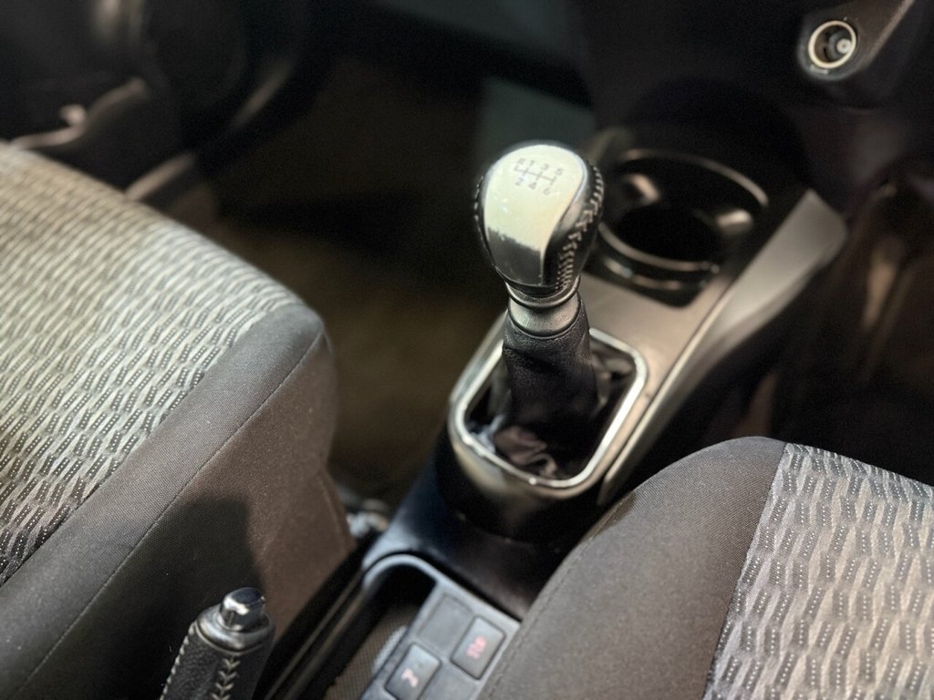 Used Toyota Yaris 2014 for sale - 76210800: Photo 16